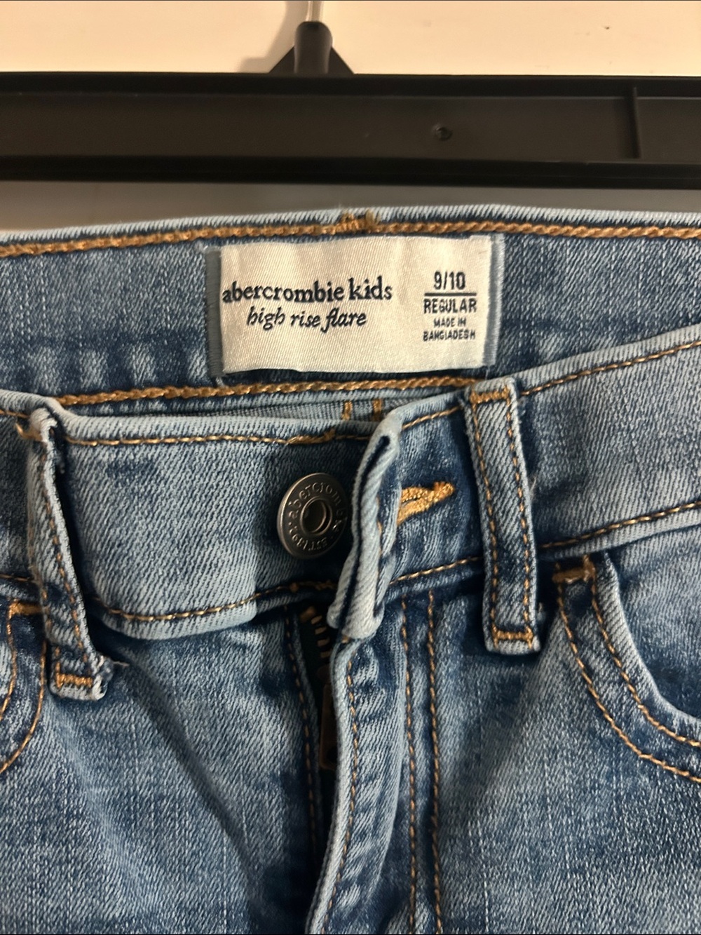 Abercrombie Kids 9/10 Regular Classic Blue Flare girls Jeans - Light Wash - Picture 2 of 3